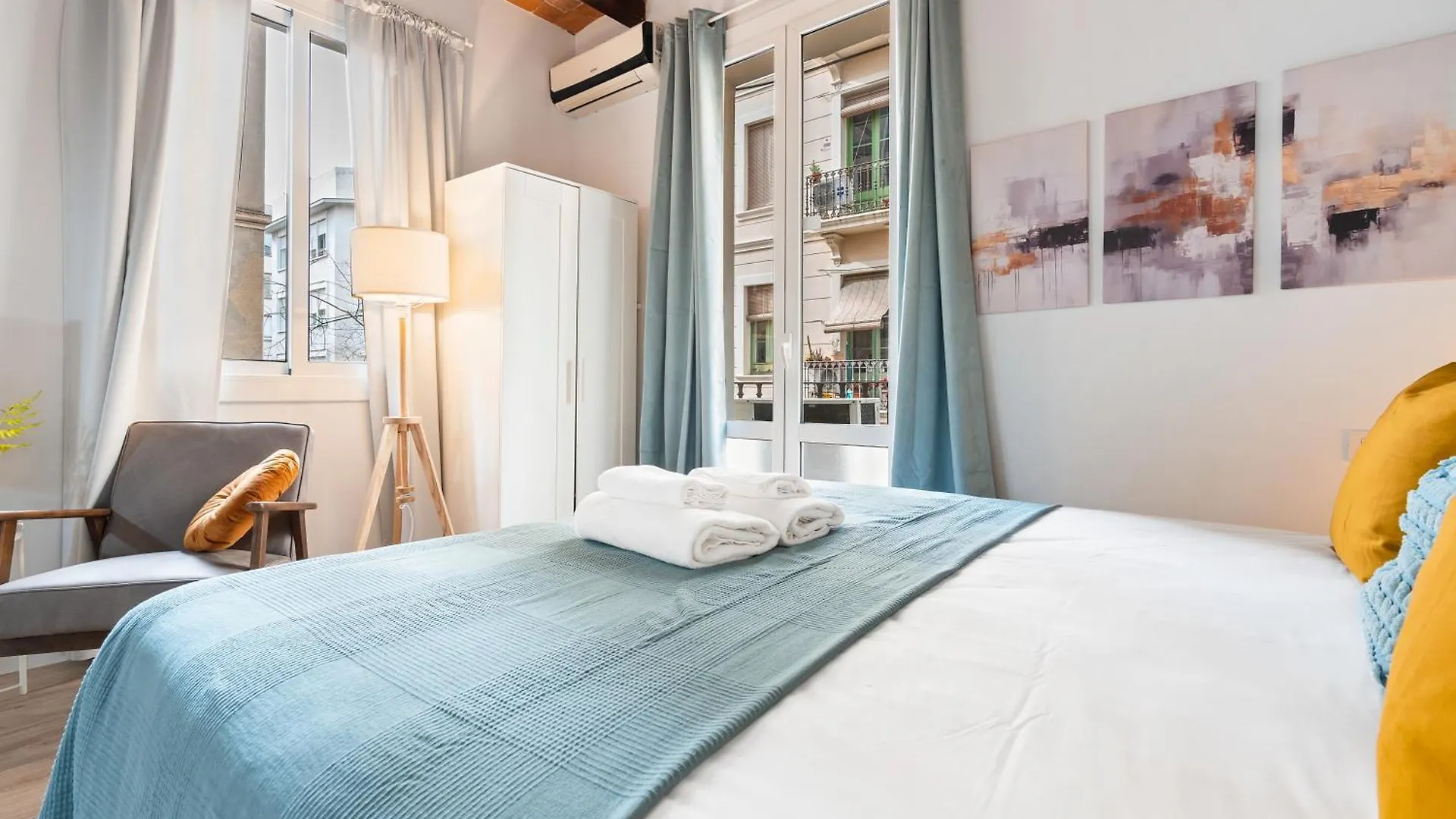 Lodging Apartments Barceloneta Beach Studio 12